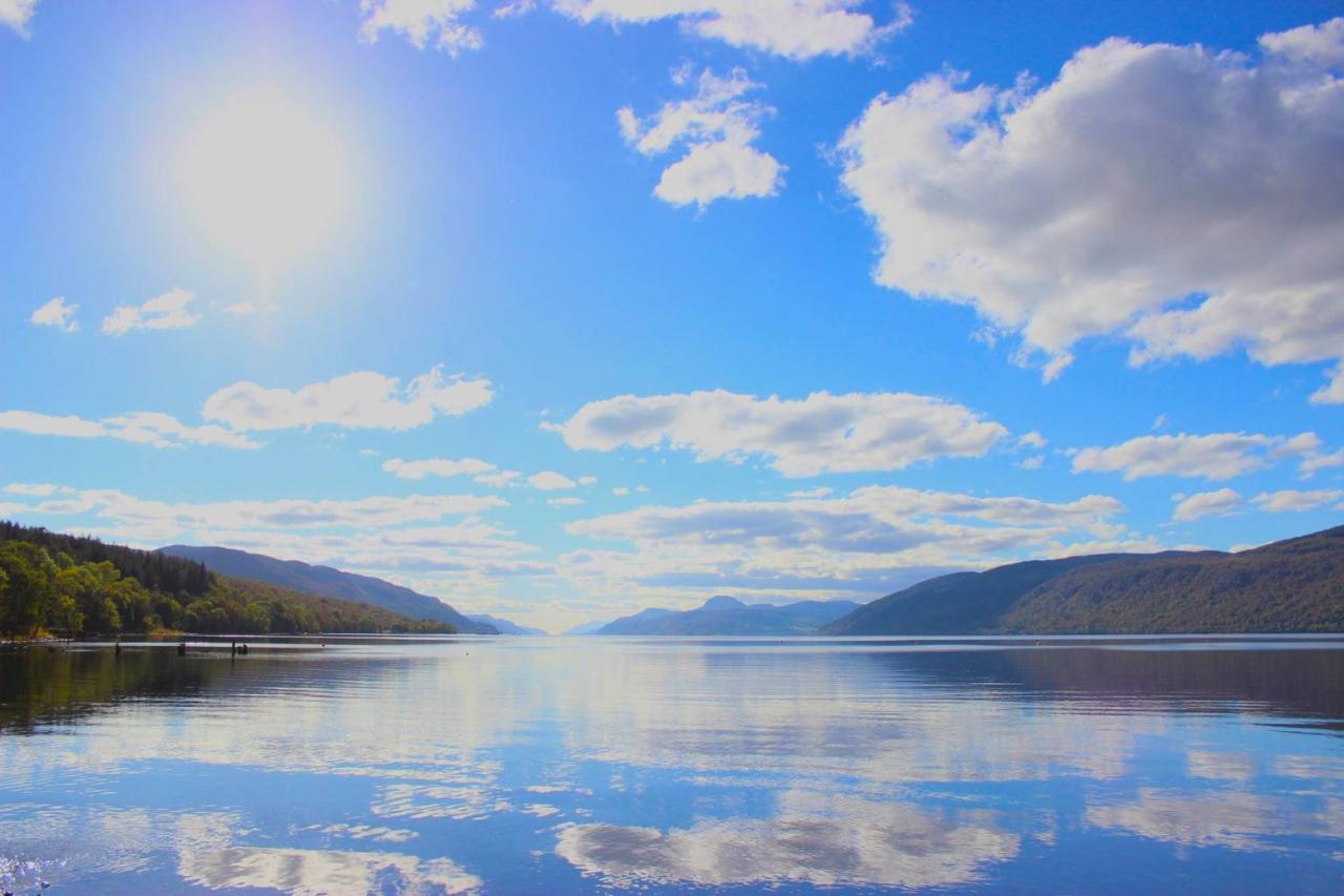 Loch Ness Highland Cottages With Partial Loch View インバーモリストン エクステリア 写真