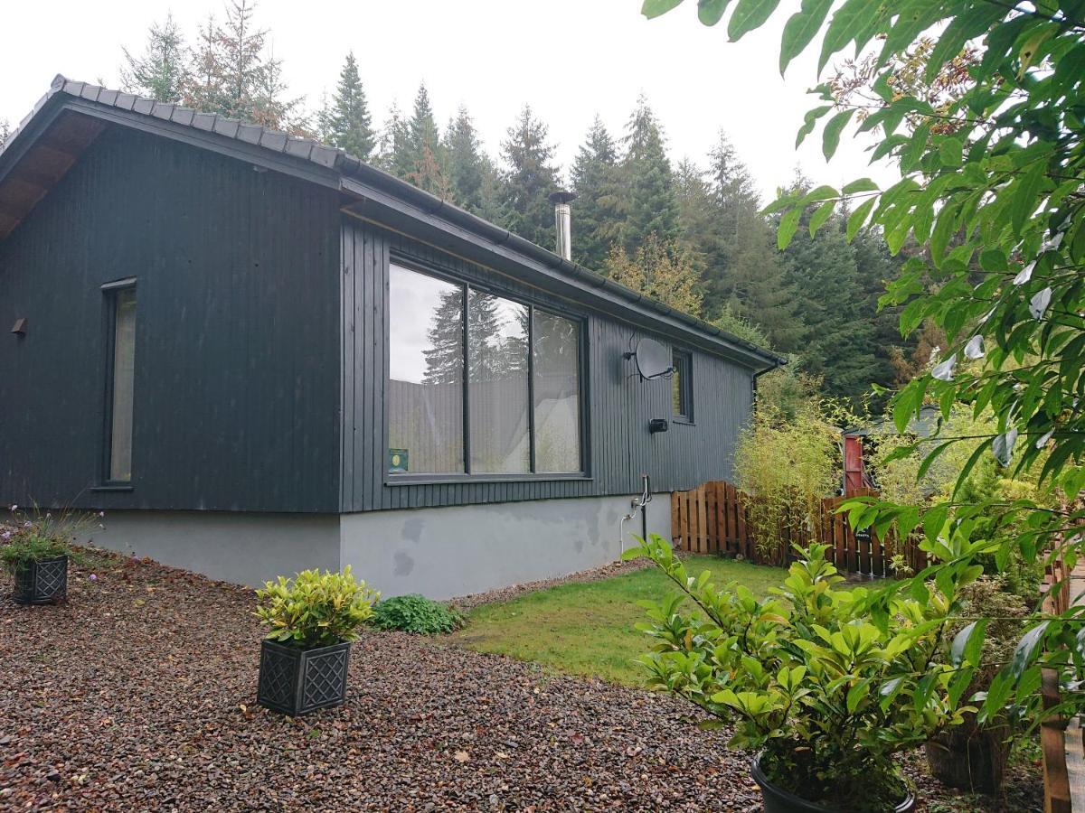 Loch Ness Highland Cottages With Partial Loch View インバーモリストン エクステリア 写真